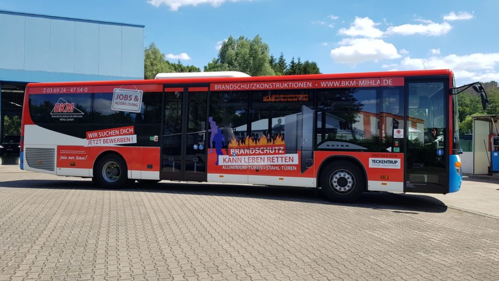 Mobile Werbung Buswerbung Fahrzeugbeschriftung BKM Mihla